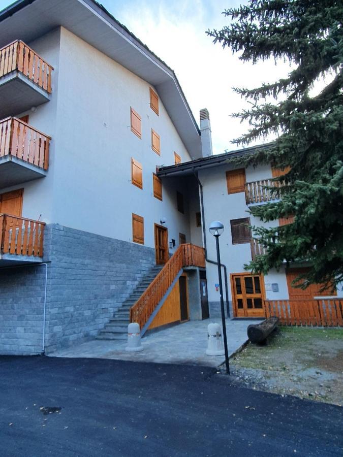 La Casa Di Matilde - Trilocale Vicinissimo Alle Piste Da Sci La Thuile Exterior foto