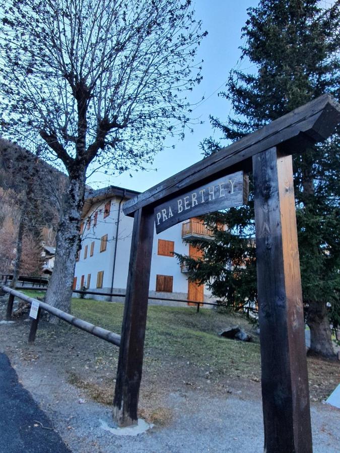 La Casa Di Matilde - Trilocale Vicinissimo Alle Piste Da Sci La Thuile Exterior foto